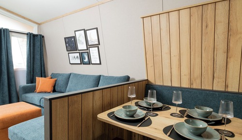 Signature Cabin, Lake View