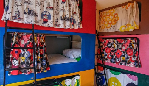 Basic Shared Dormitory, Bay View