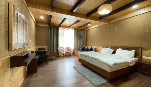 Family Room, City View