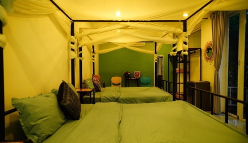 Family Quadruple Room, Patio, Lake View