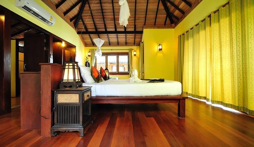Deluxe Beachfront Villa Double