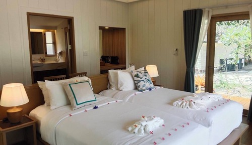 Premier Twin Room