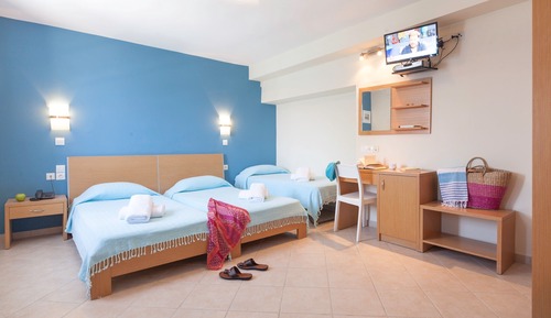 Studio with Sea View(3 Adults)
