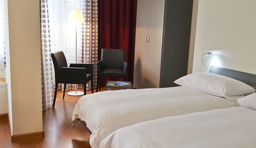 Apartment (Long Stay)