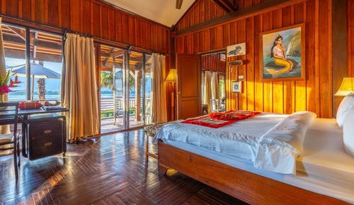 Residence (Riverfront Upper Floor)
