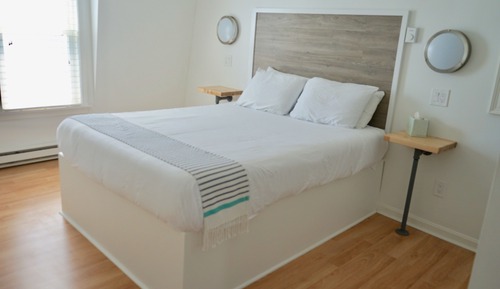 Cottage Penthouse, 2 Bedroom Suite with 1 King and 1 Queen, Full Kitchen