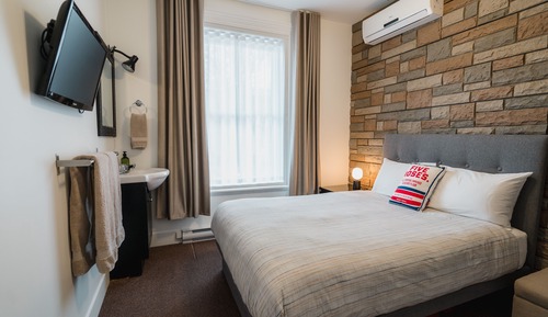 Basic Single Room, Shared Bathroom