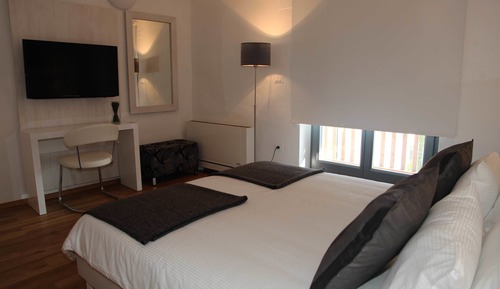 Superior Apartment, 2 Bedrooms, 2 Bathrooms, Valley View