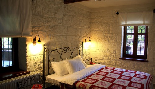 Superior Double Room (Oregano)