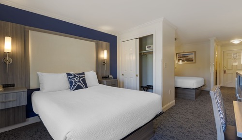 Main Building, 2 Queen beds