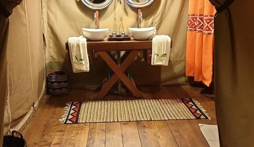 Honeymoon Tent