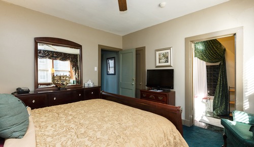 Room, 1 Queen Bed (Back Room)