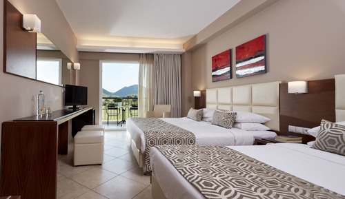 Superior Triple Room
