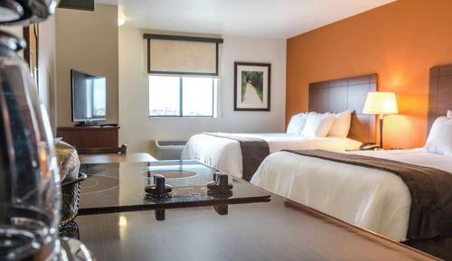Room, 2 Queen Beds (Hearing Impaired with Recliner)