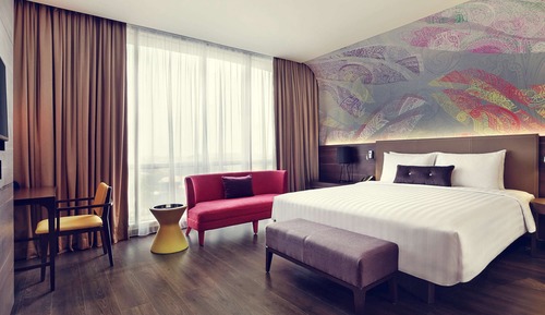 Suite, 1 King Bed