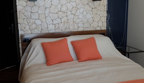 Double Room, 1 Queen Bed, Beachfront (First Floor)