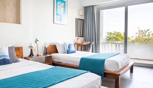 Deluxe Twin Room, 2 Twin Beds, Balcony, Sea View