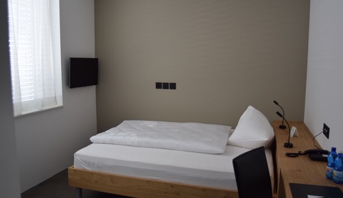 Classic Single Room