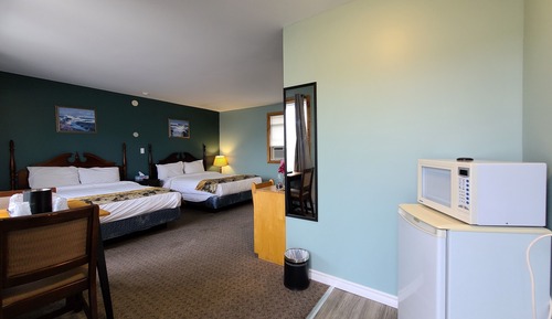Standard Room, 2 Double Beds
