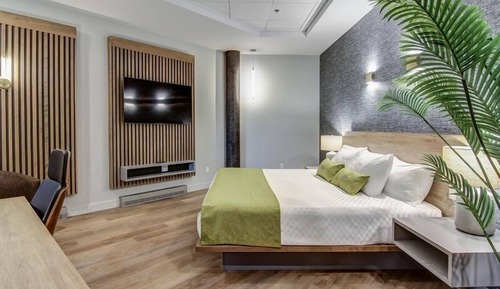 Family Room, Multiple Beds