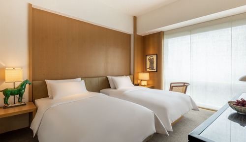 Room, 2 Twin Beds (City View)