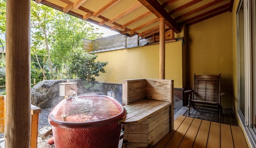 Room with open-air bath