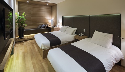 Standard Twin Room