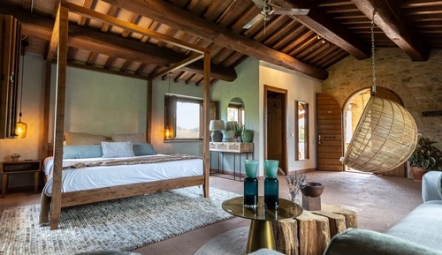 Superior Chalet, Courtyard View