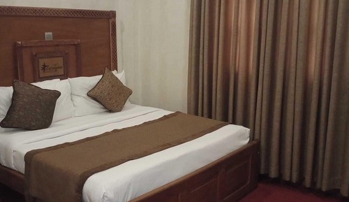 Single Room, Garden View