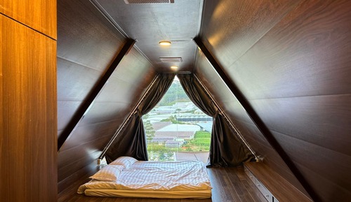 Luxury Villa, Balcony, Mountain View