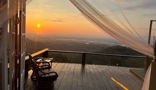 Romantic Suite, Mountain View