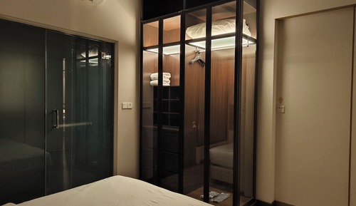 Premium Room, City View