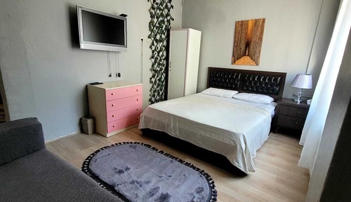Deluxe Suite, City View