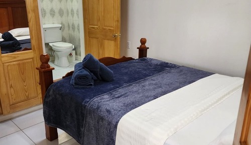 Luxury Apartment, 2 Bedrooms, Patio, Courtyard Area