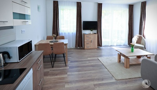 Superior Apartment, Balcony, Garden View