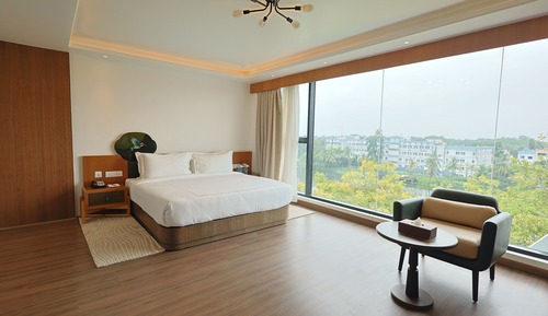Deluxe Room, Lake View