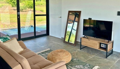 Comfort Cottage, 2 Bedrooms, Private Pool, Garden View