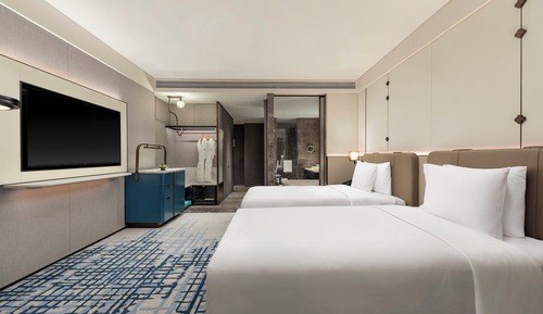 Standard Room, 2 Double Beds, Club Lounge Access