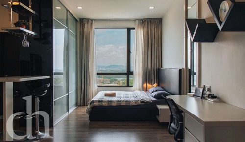 Superior Studio, 1 Queen Bed, Balcony, City View