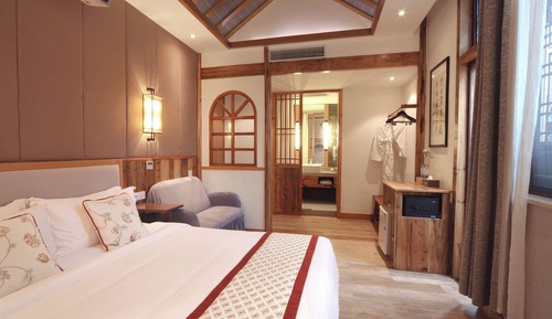 Comfort Double Room, City View