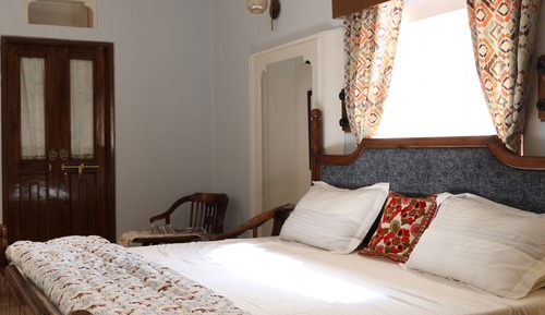 Deluxe Double Room, Hill View
