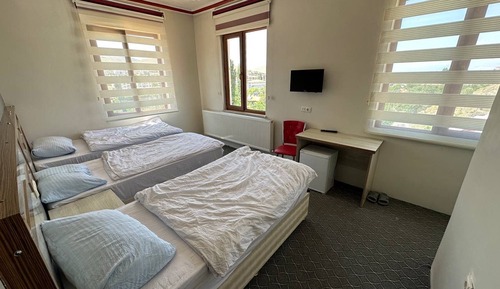 Classic Twin Room, City View