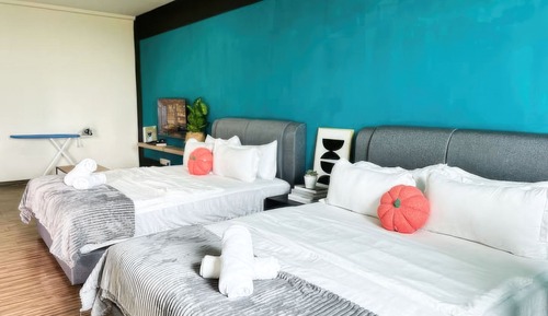 Superior Studio, 2 Queen Beds, Balcony, City View