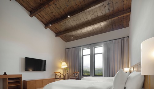 Superior Twin Room, Hill View