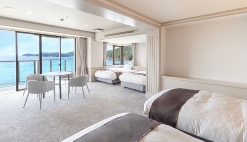 Superior Quadruple Room with Private Bathroom, Non Smoking