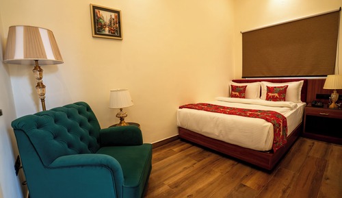 Villa Casa Mia with Private Pool and Private Party Lounge Area