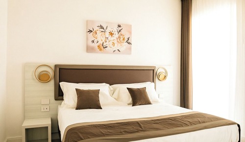 Superior Room, Garden View