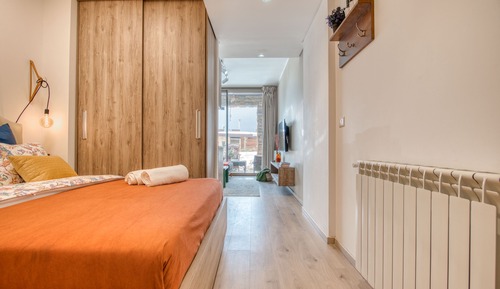 Whisper - Mountain view 1BR Apartment & Garden