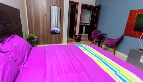Luxury Apartment, Balcony