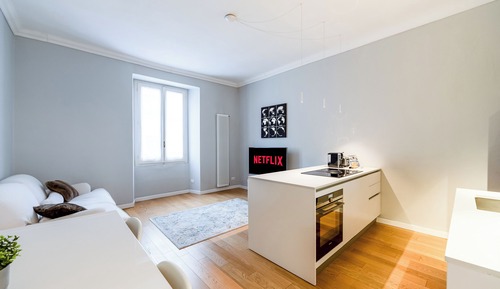 Deluxe Apartment